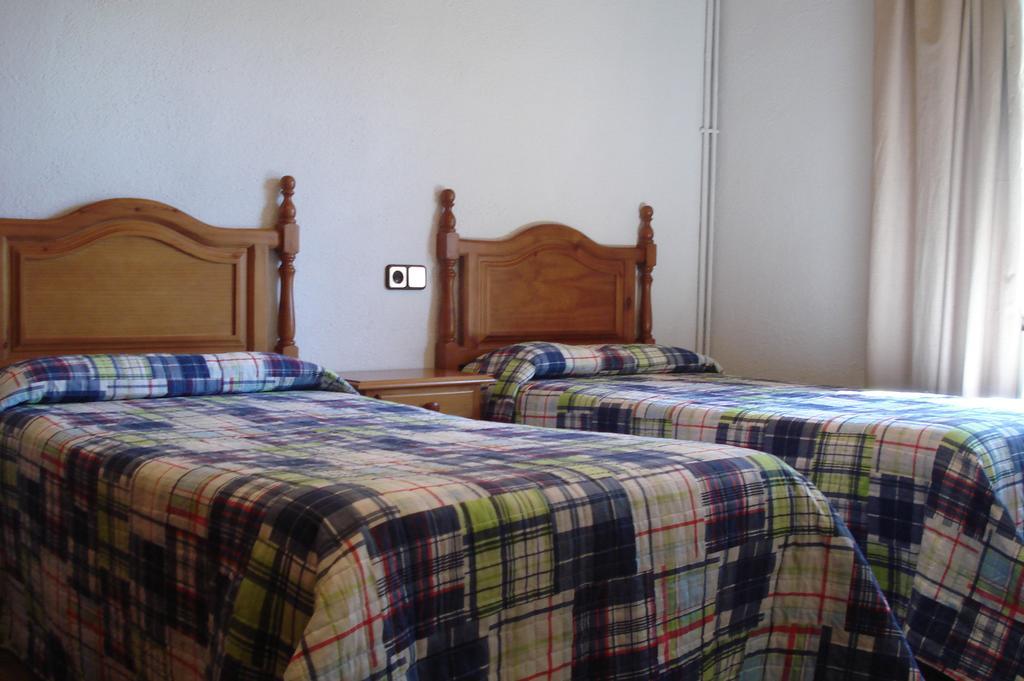 Apartaments Pont Romanic Espot Rom bilde