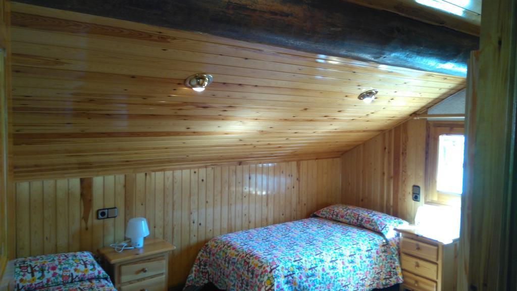 Apartaments Pont Romanic Espot Eksteriør bilde